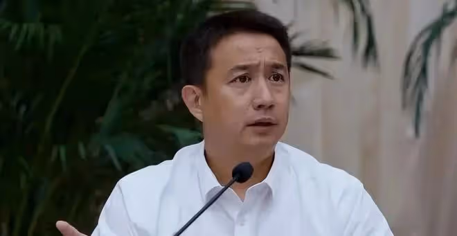 央視評價楊冪的一番話,撕開了娛樂圈「戲混子」的遮羞布