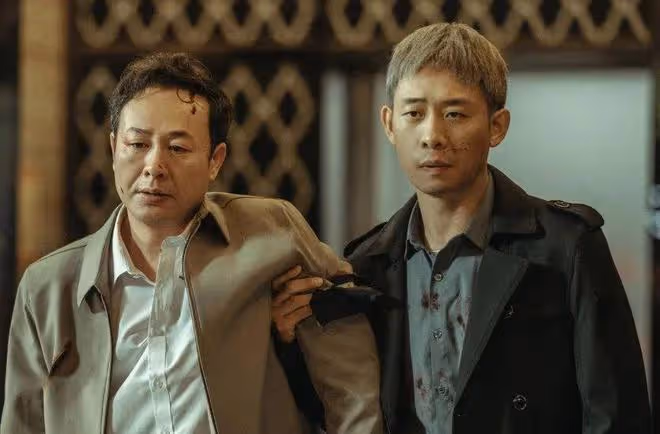 央視評價楊冪的一番話，撕開了娛樂圈「戲混子」的遮羞布