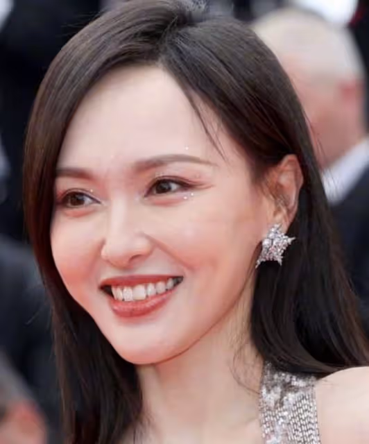 坎城電影節,女星突破自我!個個都敢穿,不再保守,臉上寫滿野心