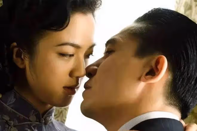 拍攝《色戒》的時候假裝真的做,導演喊停都停不下來?藝術衝擊波