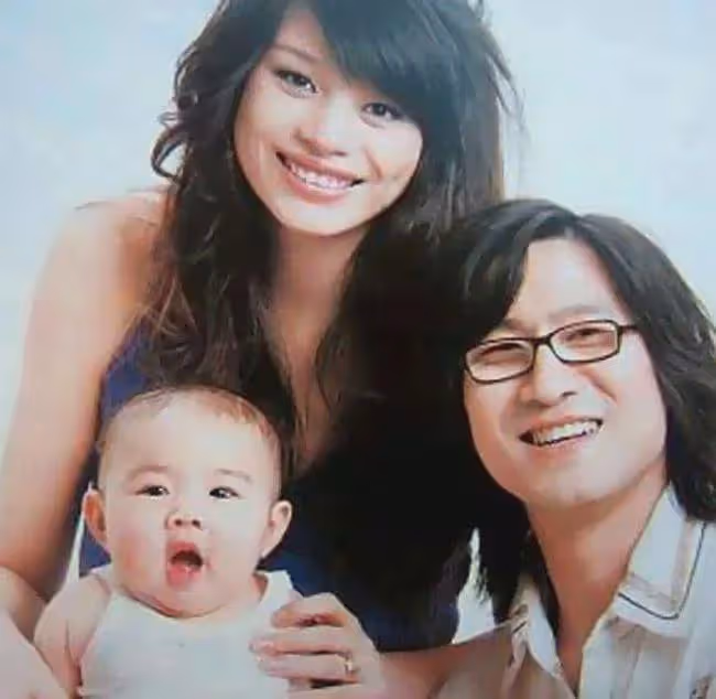 37歲葛薈婕又罵汪峰,被汪峰「耽誤」一生的她,女兒是最大遺憾