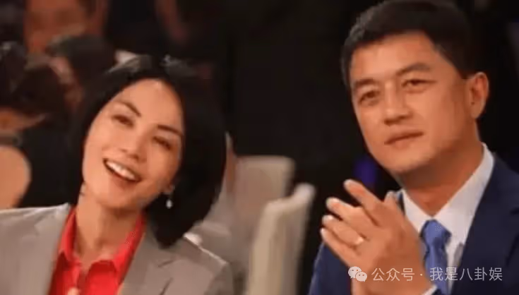 二手玫瑰梁龍自曝與王菲有露水情緣,暗示其腳踏三船,同時劈腿謝霆鋒李亞鵬?