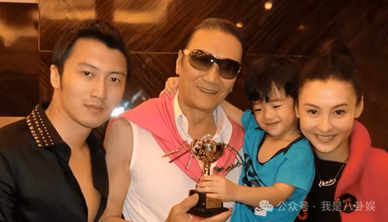 ​謝賢病危安頓好「女兒」張柏芝，允許她帶走3胎，謝霆鋒拗不過老爹無奈妥協