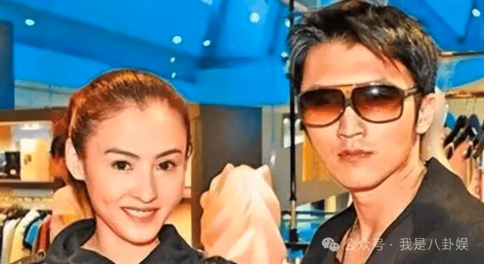 ​謝賢病危安頓好「女兒」張柏芝，允許她帶走3胎，謝霆鋒拗不過老爹無奈妥協