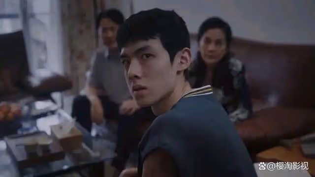 《新生》:當我們深入回顧費可的一生,原來他和尹殷盛是同一類人