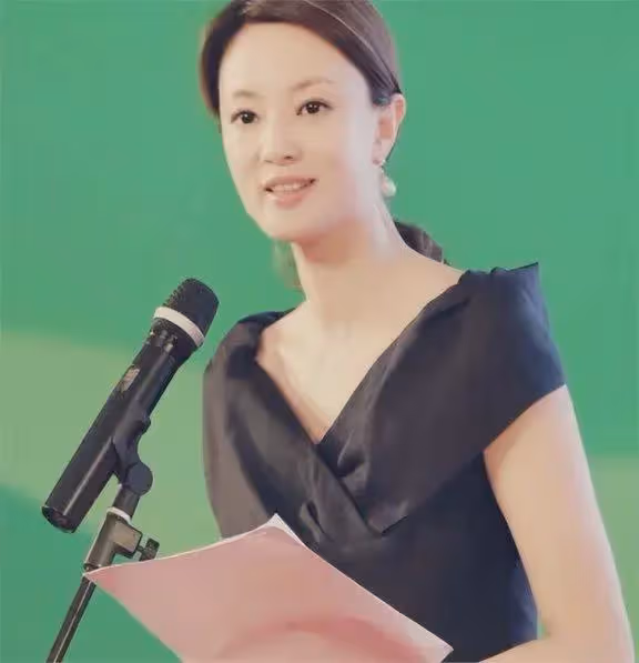 事實證明,毀於謠言的「央視台花」劉芳菲,已走上另一條大道