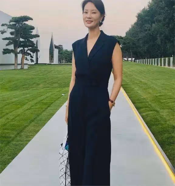 事實證明,毀於謠言的「央視台花」劉芳菲,已走上另一條大道
