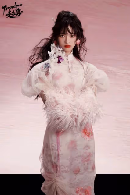 沈月「淚痕妝」徹底封神!甜美女主臉大逆襲太驚喜,比巔峰期還美