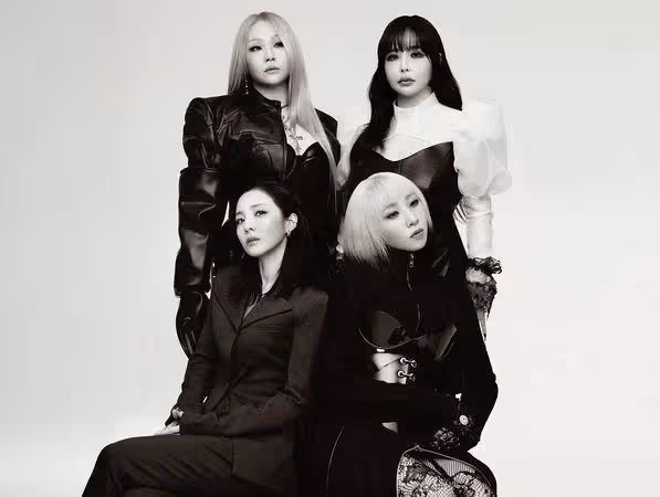 2NE1出道15周年「罕見合體」！　CL連發5照片：想與大家一起回憶