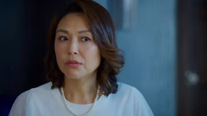 57歲前港姐新劇演視帝老婆,多層次哭戲演技獲贊,感激男演員帶她入戲