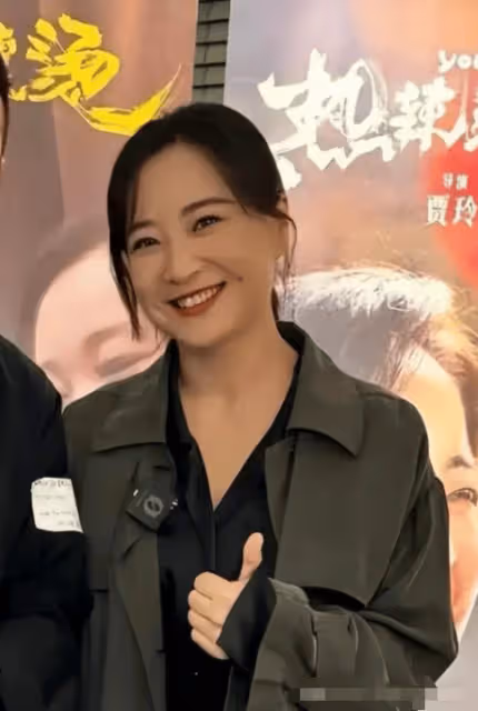 打回原型?賈玲被質疑體重反彈,最新機場生圖流出,網友:傻眼了