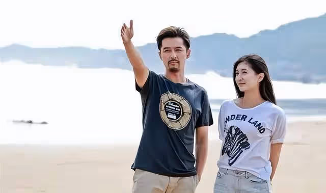 胡歌:我這輩子感到正確的決定,就是分手之後娶了自己的經紀人!