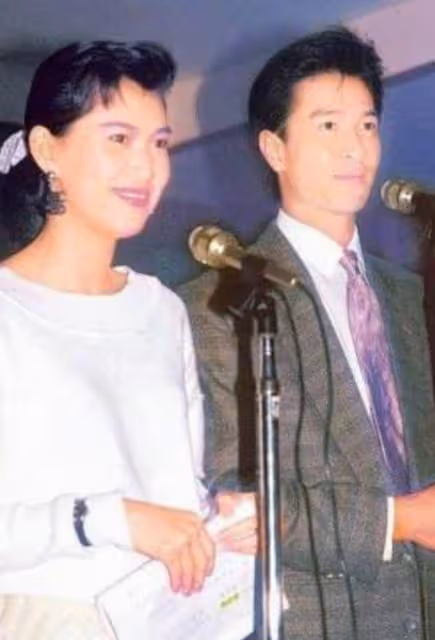 余綺霞被稱為最悲慘港姐,劇中與翁美玲都為情而死,現實卻更殘酷