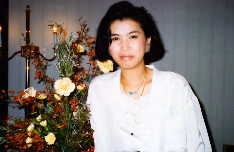 余綺霞被稱為最悲慘港姐,劇中與翁美玲都為情而死,現實卻更殘酷