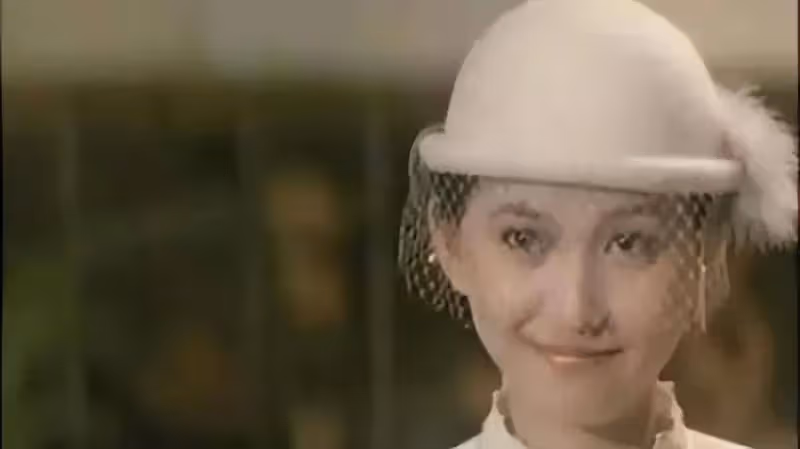 余綺霞被稱為最悲慘港姐,劇中與翁美玲都為情而死,現實卻更殘酷