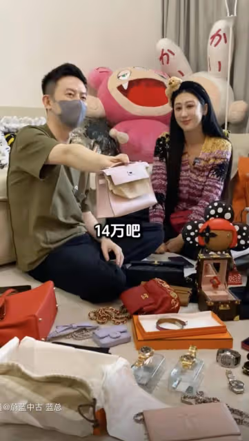 TVB前當家小生回流香港，變賣二手奢侈品，手錶價值高達46萬