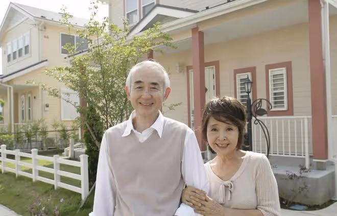 60歲大媽得寸進尺,再婚僅10天,大爺就嚇得要離婚:我實在受不了