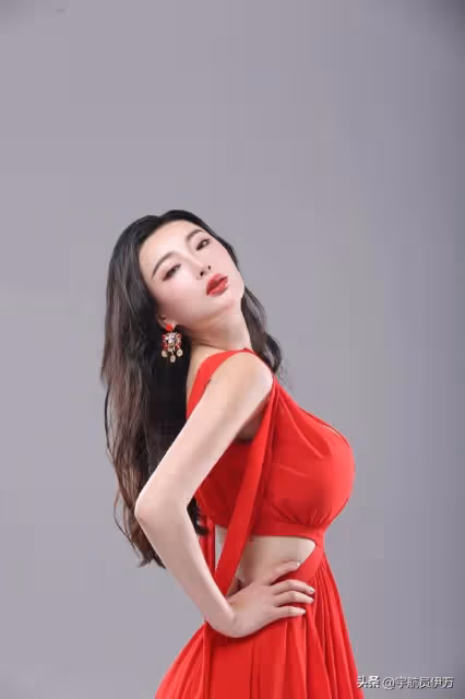 「人間尤物」王李丹妮:為幫初戀拍大尺度片卻遭背叛,如今後悔嗎