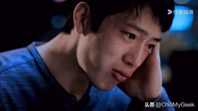 這部劇開播王炸結局爛尾,但井柏然吃個牛排演技封神!