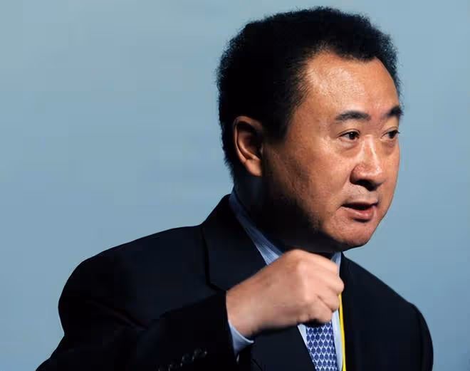 王健林還清6000億債務後終於現身!與往昔精神矍鑠模樣判若兩人!