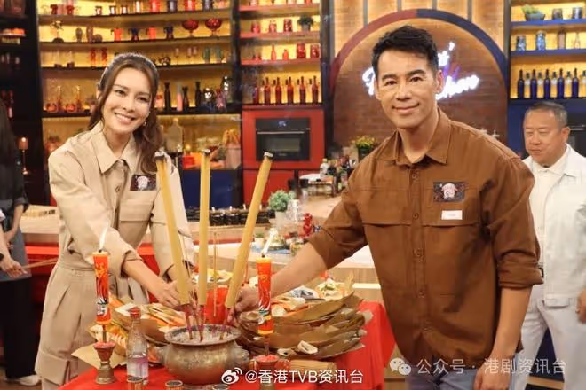 方力申再次拍飲食節目好有口福!黃翠如爆老公會煮酸菜魚曬手藝