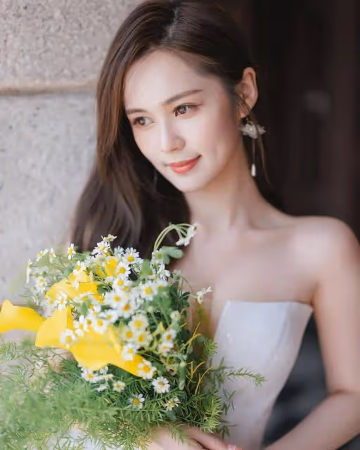 27歲TVB小花突曬婚紗照,撞樣陳喬恩?曾被批搶蔡卓妍男友