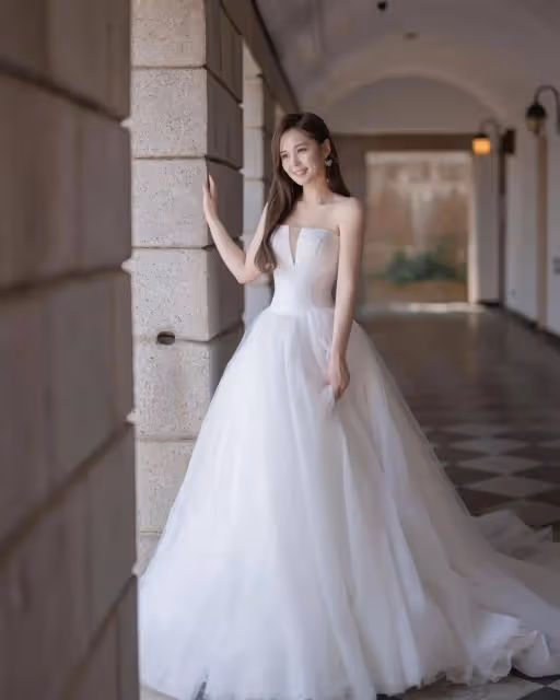 27歲TVB小花突曬婚紗照,撞樣陳喬恩?曾被批搶蔡卓妍男友