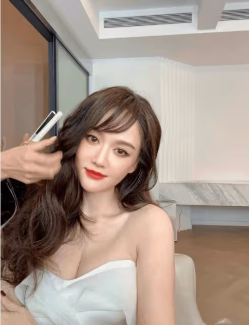 27歲TVB小花突曬婚紗照,撞樣陳喬恩?曾被批搶蔡卓妍男友