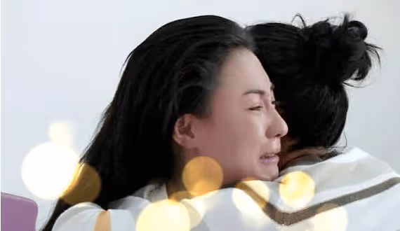 輸慘了！張柏芝痛哭抽搐崩潰，三胎生父突然性情大變，帶走三胎收回住宅？