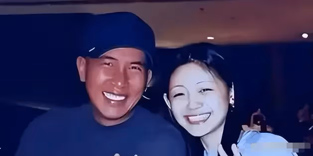 終於硬氣了！具俊曄疑離開大S家，網傳因撫養費降到300萬，光頭回韓國找媽媽