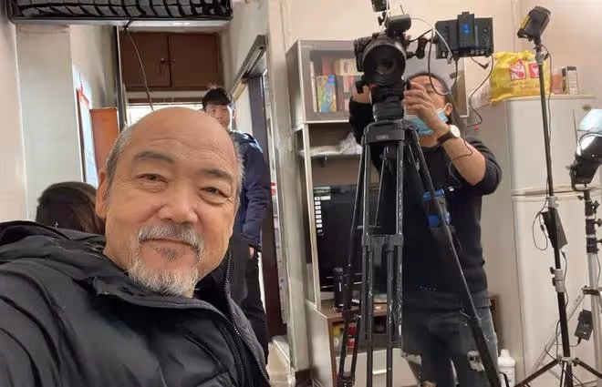 香港資深演員今晨離世終年64歲,曾患胃癌割胃保命,兒子是TVB演員