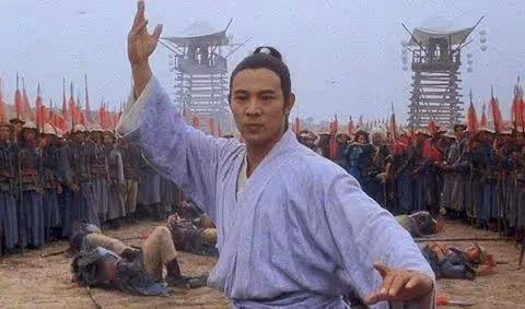 61歲港星暴瘦被指像老伯,健康惹網友擔心,自爆跟太太10年無性生活