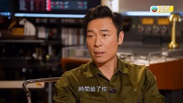 56歲知名歌手曾因偷食事件自我封閉三年,感激太太以愛寬恕錯失