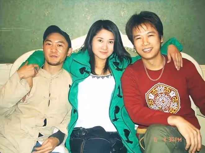 她曾一年服侍30位導演,夜夜換房陪睡,最後卻被聯合封殺!