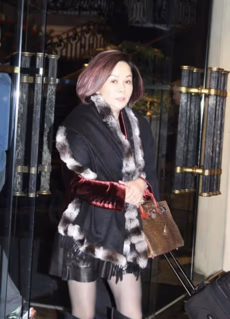 名媛毛玉萍被頒令破產,拖欠何超瓊公司384萬,近年頻頻賣房套現