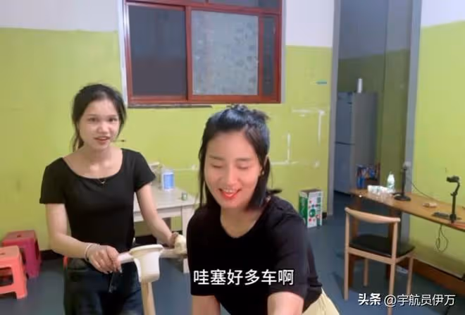 湖南小伙娶小7歲寮國美女,首次見面岳父母全程黑臉,如今後悔嗎