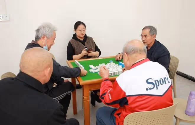三位老人告訴你:退休後,這3種地方不能常去,容易影響晚年生活