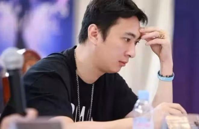 王健林還清6000億債務復出,面容憔悴,兒子王思聰或移民日本引熱