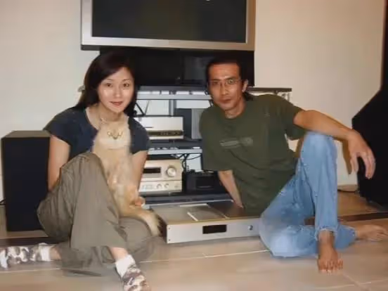 愛過令狐沖,甩過甄子丹,相識7天閃婚,54歲張弛有度如馬伊琍
