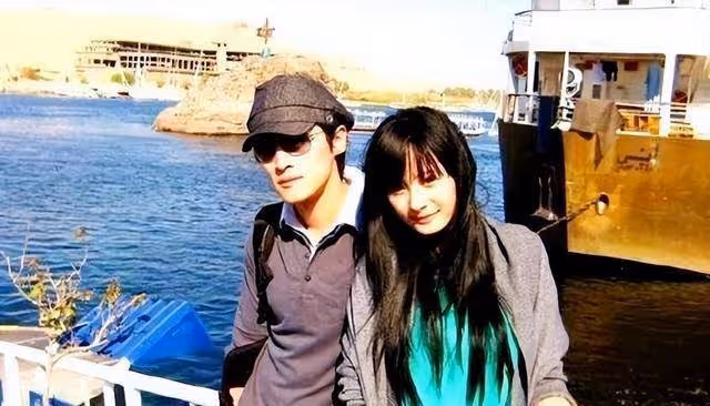 胡歌「千挑萬選」的老婆，只是個小助理，她究竟有何可取之處
