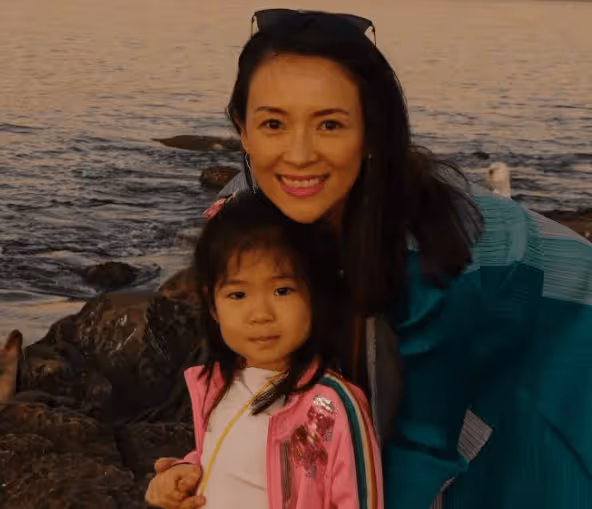 章子怡離婚只要女兒,兒子太像汪峰,沒有那麼多親切感! 