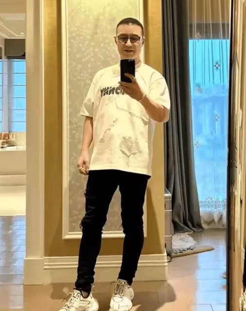 汪峰為女友森林北做了三件事情:剪短髮,鬍子刮,拋棄皮褲改穿運動裝