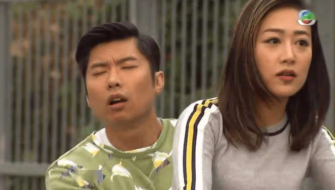 29歲TVB前女星大曬白滑長腿!嫁富二代老公後定居上海!