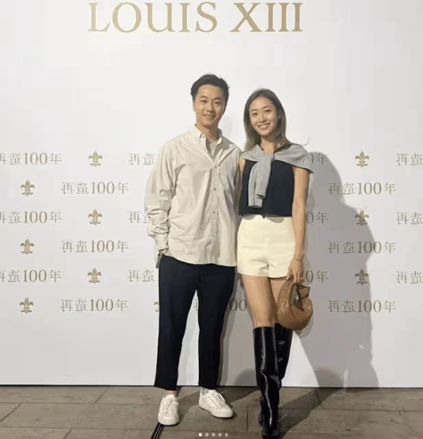 29歲TVB前女星大曬白滑長腿!嫁富二代老公後定居上海!