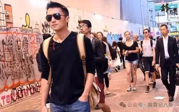 張柏芝帶兒子見爸爸,謝霆鋒滿眼淚光令人心酸!網友:王菲介意嗎