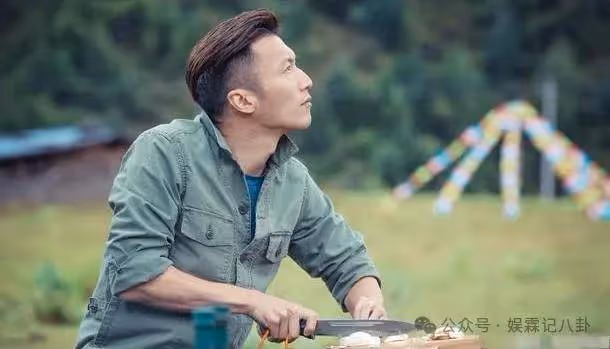 張柏芝帶兒子見爸爸,謝霆鋒滿眼淚光令人心酸!網友:王菲介意嗎