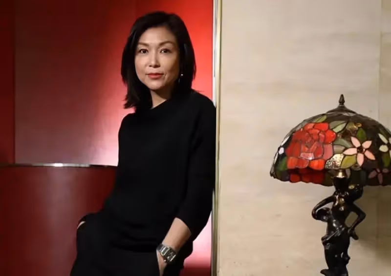 TVB前女星復出拍劇,嫁入豪門息影25年,連生三個女兒