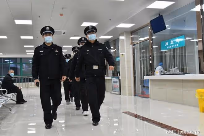 熊孩子火鍋店招惹是非,父母嬌縱不管,最後引發了一場慘案