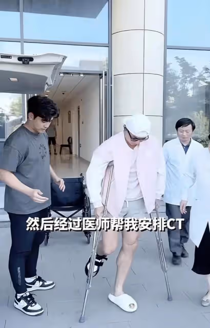 劉畊宏腳踝受傷!向網友請假,我卻笑死在評論區!