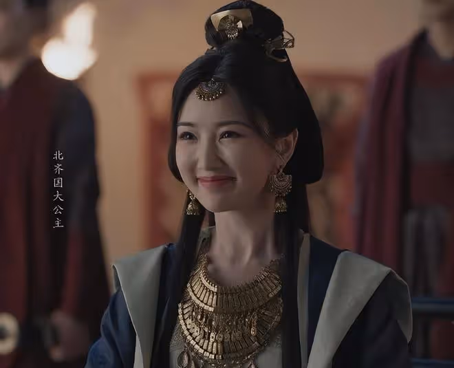 「整容臉」上鏡有多垮?這就是張藝謀,堅決不用整容臉的原因吧